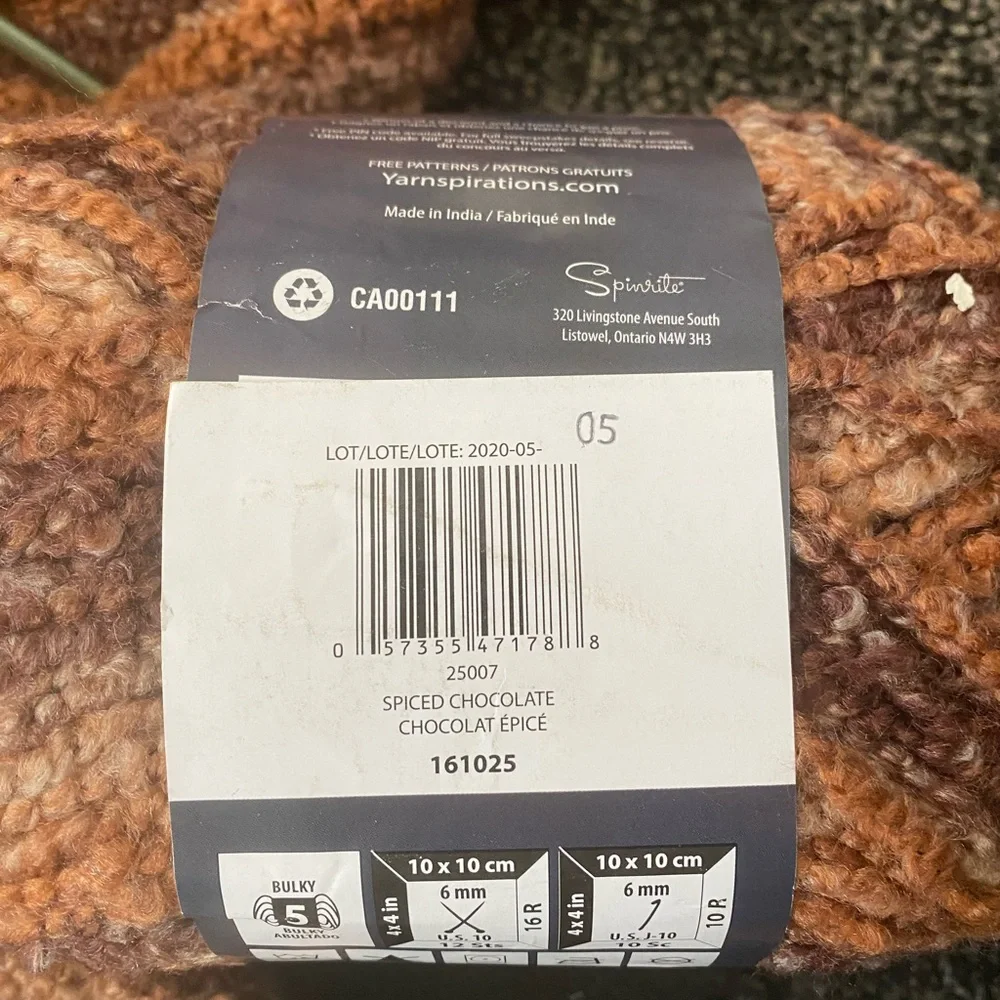 New hand made crochet throw blanket - Picture 6 of 7